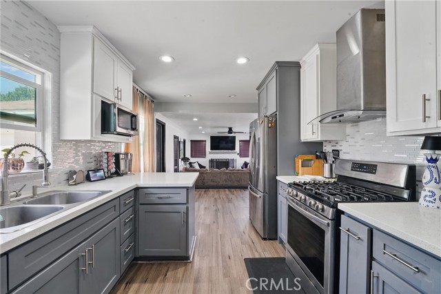 9489 Muroc Street, Bellflower CA: https://media.crmls.org/medias/a294c72c-a443-44ee-b039-3a30c35c1dc5.jpg