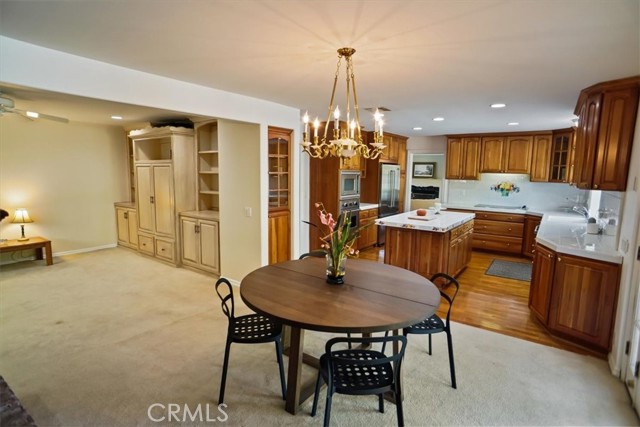 Detail Gallery Image 10 of 34 For 19201 Castlebay Ln, Porter Ranch,  CA 91326 - 3 Beds | 3 Baths