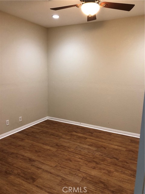 Detail Gallery Image 8 of 63 For 12941 Rising Moon Way, Victorville,  CA 92392 - 4 Beds | 2 Baths