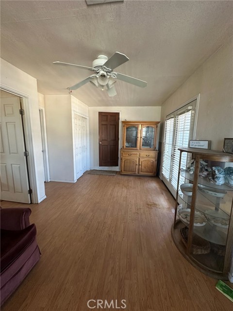 Detail Gallery Image 7 of 13 For 2187 5th Ln, Big Bear City,  CA 92314 - 4 Beds | 3 Baths