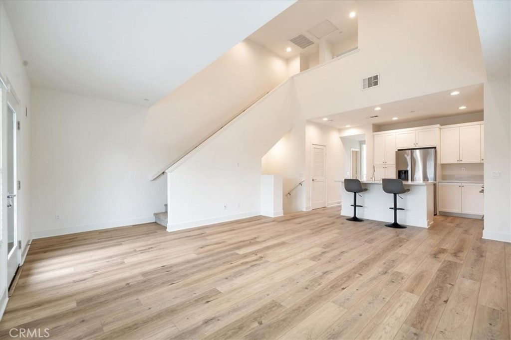 2170 Birch #109