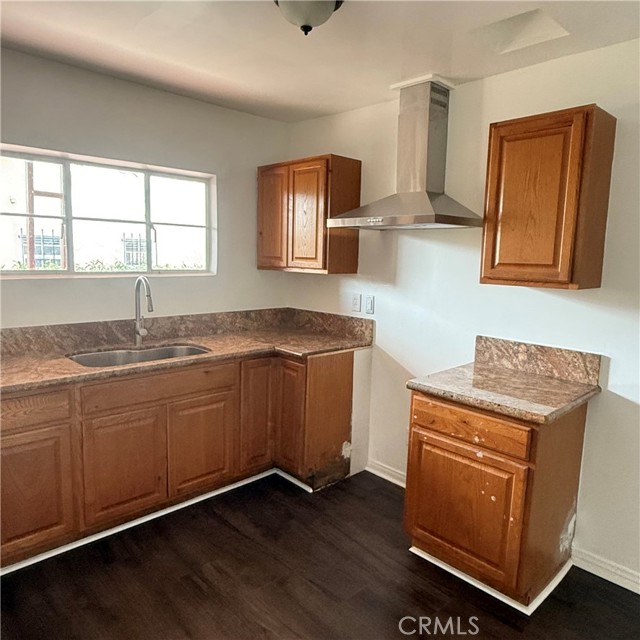 Detail Gallery Image 3 of 8 For 1162 Calada St, Los Angeles,  CA 90023 - 2 Beds | 1 Baths
