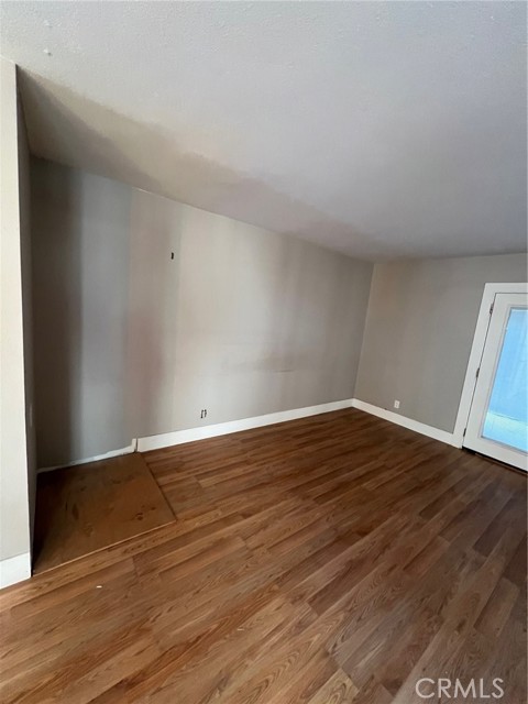 Detail Gallery Image 16 of 26 For 82 Avalon Terrace Rd, Avalon,  CA 90704 - 3 Beds | 2 Baths