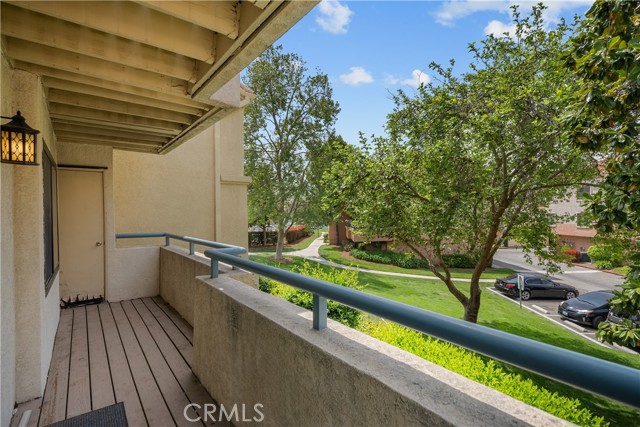 Detail Gallery Image 9 of 22 For 18114 Erik Ct #5131,  Canyon Country,  CA 91387 - 3 Beds | 2 Baths