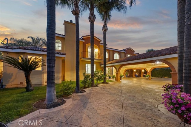 Detail Gallery Image 3 of 41 For 14667 Tyler St, Sylmar,  CA 91342 - 7 Beds | 6 Baths