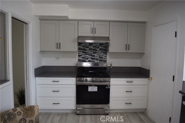 Detail Gallery Image 2 of 15 For 1454 W West Ave, Fullerton,  CA 92833 - 3 Beds | 2 Baths