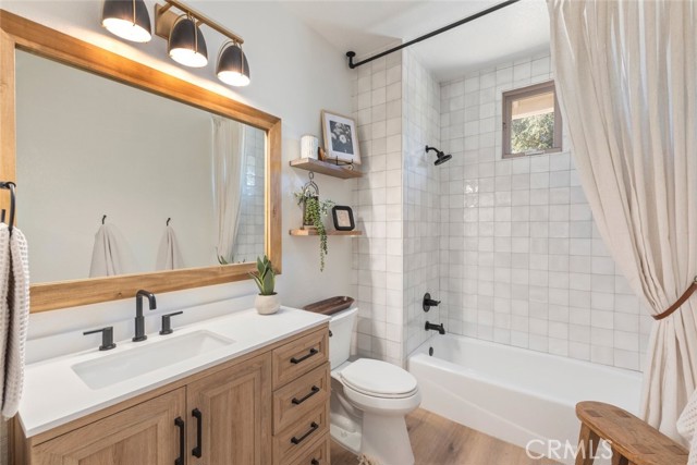 Detail Gallery Image 23 of 44 For 40994 Calle Bandido, Murrieta,  CA 92562 - 3 Beds | 3 Baths