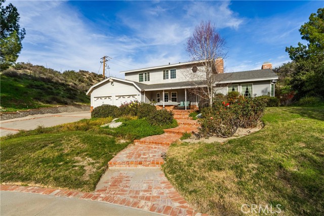 28132 Oak Spring Canyon, Canyon Country CA: https://media.crmls.org/medias/a299aa78-8d21-4d4a-9092-efc600f07875.jpg