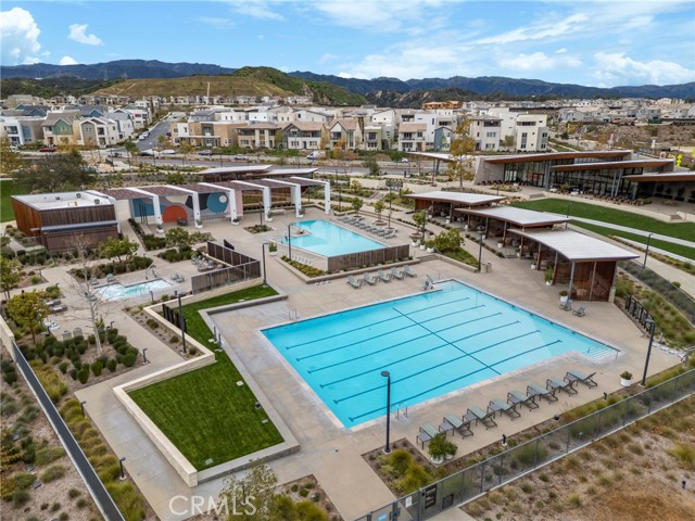 Detail Gallery Image 27 of 46 For 27466 Mercantile Ct, Valencia,  CA 91381 - 2 Beds | 2 Baths