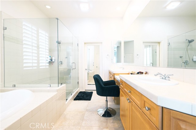 Detail Gallery Image 35 of 72 For 23 Volta Del Tintori St, Lake Elsinore,  CA 92532 - 5 Beds | 3 Baths