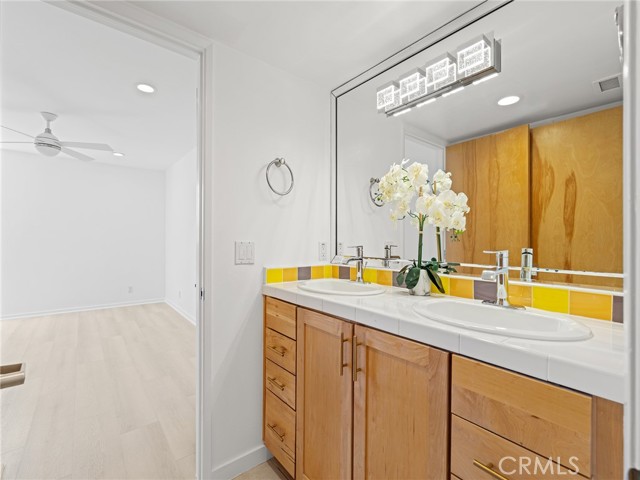 702 10th, Hermosa Beach, California 90254, 4 Bedrooms Bedrooms, 0 ,2 BathroomsBathrooms,Residential,For Sale,10th,0,PV26120539 702 10th, Hermosa Beach, California 90254, 4 Bedrooms Bedrooms, 0 ,2 BathroomsBathrooms,Residential,For Sale,10th,0,PV26120539