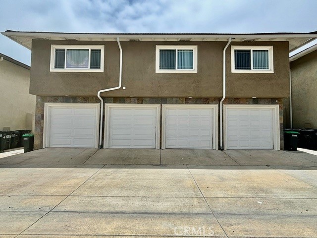 Detail Gallery Image 2 of 13 For 4142 Patrice Rd., Newport Beach,  CA 92663 - 5 Beds | 3 Baths