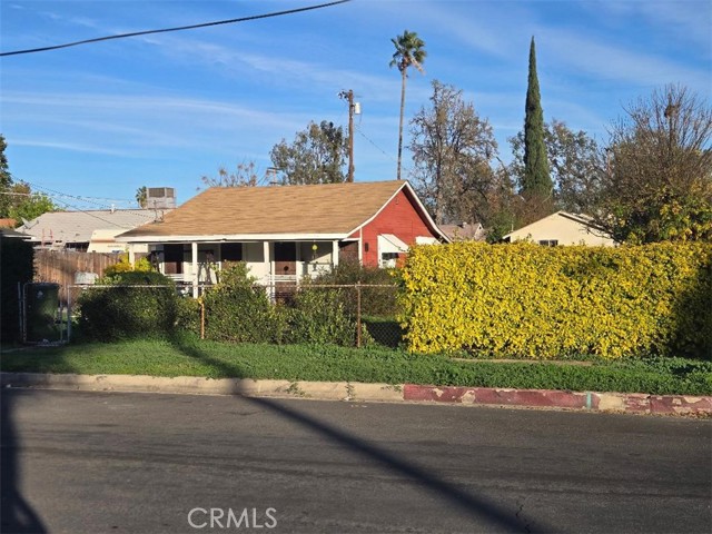 Detail Gallery Image 4 of 11 For 7402 Nestle, Reseda,  CA 91335 - 1 Beds | 1 Baths