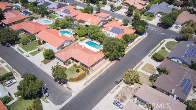 10200 Bothwell Road, Northridge CA: https://media.crmls.org/medias/a29ce96b-9029-4c01-ae72-10515dad7904.jpg
