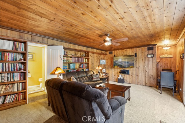 Detail Gallery Image 32 of 47 For 460 Pioneer Rd, Lake Arrowhead,  CA 92352 - 3 Beds | 1/2 Baths