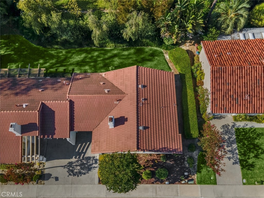 https://media.crmls.org/medias/a29e1417-28c7-45fb-970f-e403d95be576.jpg?preset=X-Large