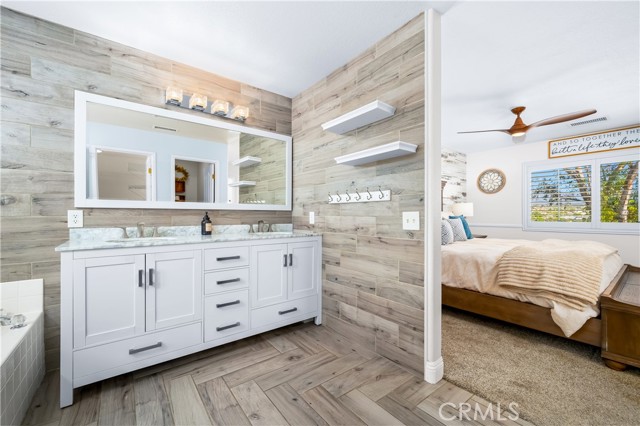 33037 Paterno Street, Temecula CA: https://media.crmls.org/medias/a29e379e-ad1e-4a2c-abbf-867f02b3a3ff.jpg