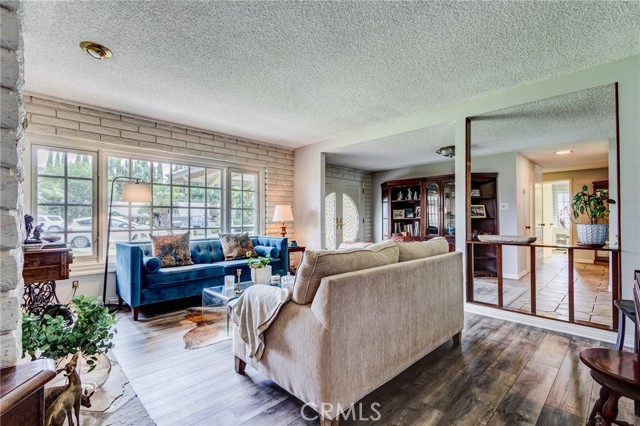 5802 Lakehaven Way, Yorba Linda CA: https://media.crmls.org/medias/a29e47da-e5ea-4316-aa4a-f7cb027bdbec.jpg
