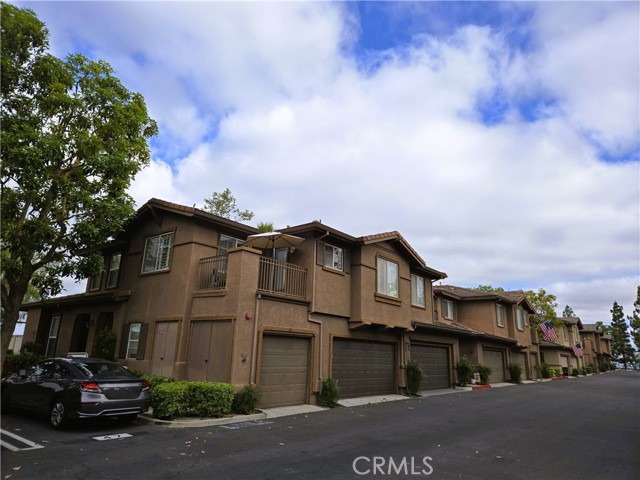 47 Red Bud, Aliso Viejo CA: https://media.crmls.org/medias/a29f0761-9ea7-4534-a0cb-0938abdc34da.jpg