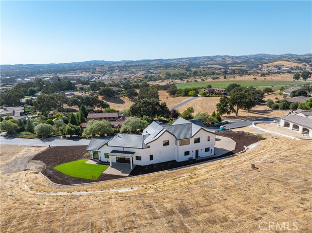 Detail Gallery Image 73 of 75 For 2480 Iron Stone Loop, Templeton,  CA 93465 - 4 Beds | 4 Baths