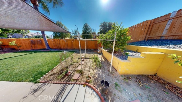 Detail Gallery Image 18 of 20 For 2901 Wimbledon Dr, Corona,  CA 92879 - 3 Beds | 2 Baths