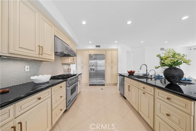 18178 Wellington Lane, Rowland Heights CA: https://media.crmls.org/medias/a2a038c7-989a-422b-85cc-f4b98990d339.jpg