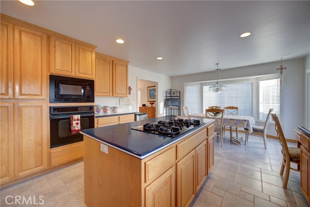 585 Red Tail Meadow Lane, Arroyo Grande CA: https://media.crmls.org/medias/a2a0dd4d-96fa-4b86-9736-a0568f7025dd.jpg