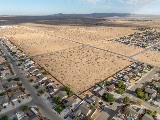 0 Bartlett Avenue, Adelanto CA: https://media.crmls.org/medias/a2a152e8-c125-466b-ada8-75dccb3122fb.jpg