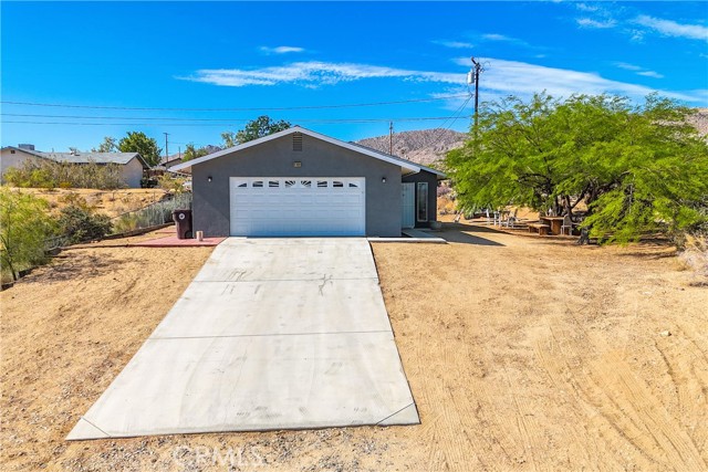 Detail Gallery Image 9 of 54 For 61609 Adobe Dr, Joshua Tree,  CA 92252 - 3 Beds | 2 Baths