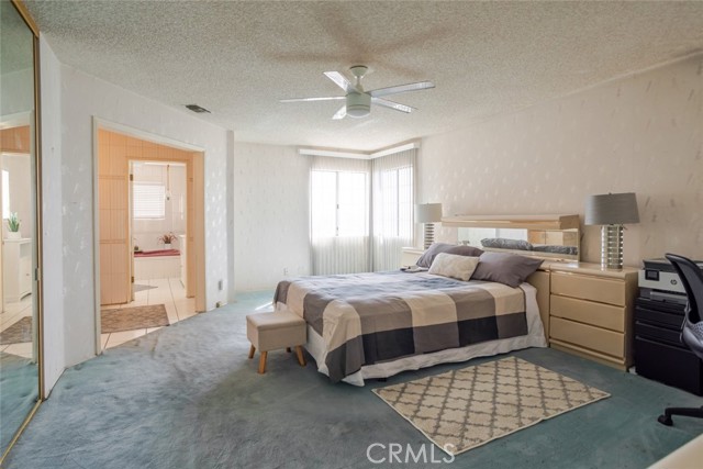 Image 17 of 38 For 4040 Lynd Avenue