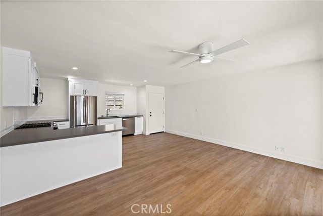 322 W Avenida Palizada, San Clemente CA: https://media.crmls.org/medias/a2a42da3-b634-4a9a-a645-7a81fa39e678.jpg