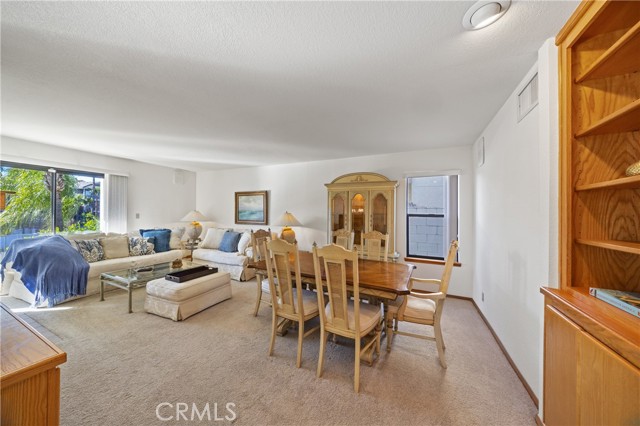 Detail Gallery Image 12 of 75 For 30181 Swan Point, Canyon Lake,  CA 92587 - 4 Beds | 3/1 Baths