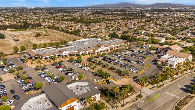 7356 Luminaire Place, Rancho Cucamonga CA: https://media.crmls.org/medias/a2a4671b-18b4-4da9-b903-7852f5cd9eac.jpg