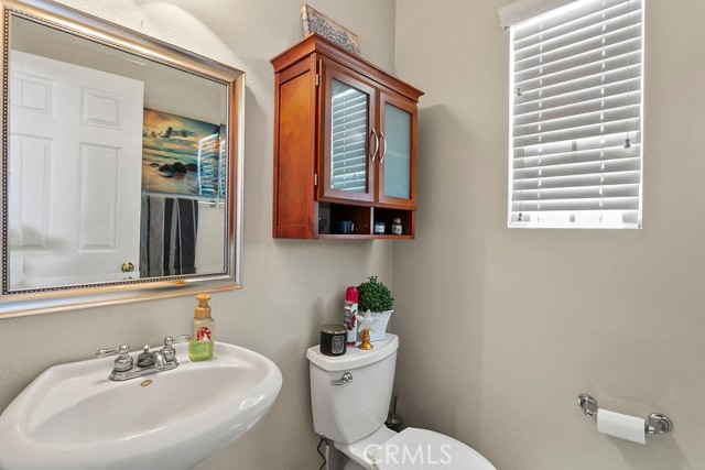 Detail Gallery Image 14 of 26 For 1464 Granada Way, Perris,  CA 92571 - 3 Beds | 2/1 Baths