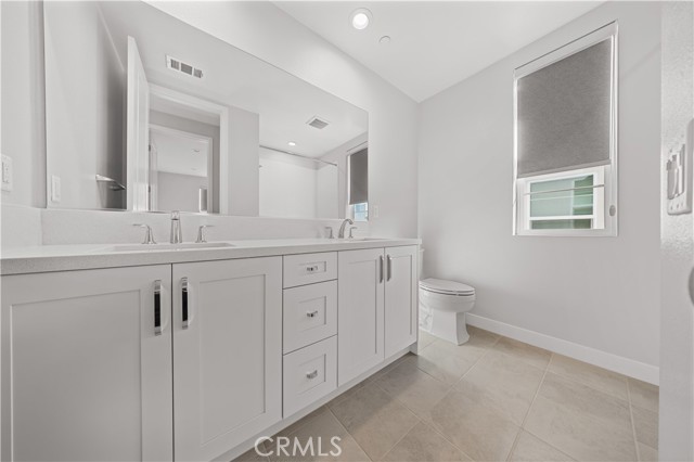 120 Pin Lane, Lake Forest CA: https://media.crmls.org/medias/a2a4cb57-fc19-4acd-8c7d-ac3869cd6f85.jpg