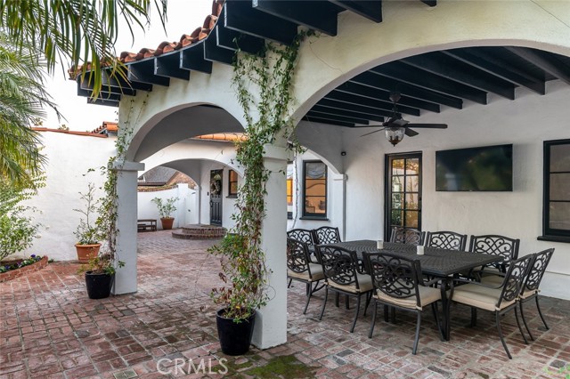 Detail Gallery Image 32 of 47 For 1731 W Kenneth Rd, Glendale,  CA 91201 - 3 Beds | 2 Baths