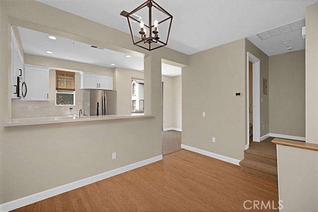 Detail Gallery Image 4 of 20 For 21 Tulare Dr, Aliso Viejo,  CA 92656 - 3 Beds | 2/1 Baths