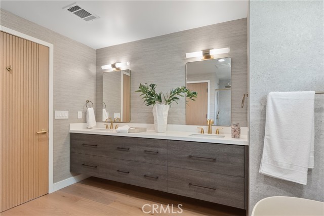 Image 13 of 63 For 2989 Ceylon Drive