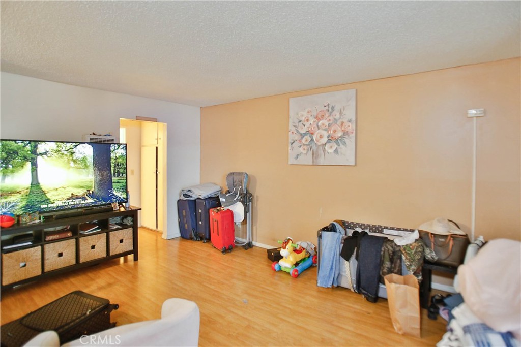 13050 Dronfield Avenue 9, Sylmar, CA 91342