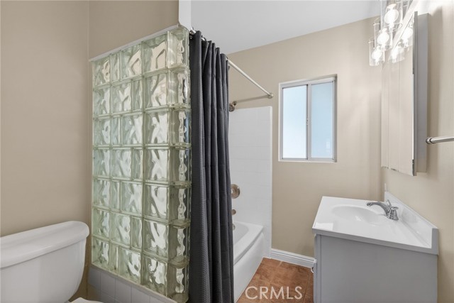 Detail Gallery Image 10 of 16 For 6845 Barcelona, Riverside,  CA 92504 - 3 Beds | 1 Baths