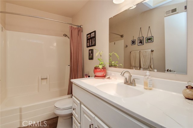 8646 Butte Circle, Huntington Beach CA: https://media.crmls.org/medias/a2a644c9-cb0f-46eb-8730-505989e6c65a.jpg