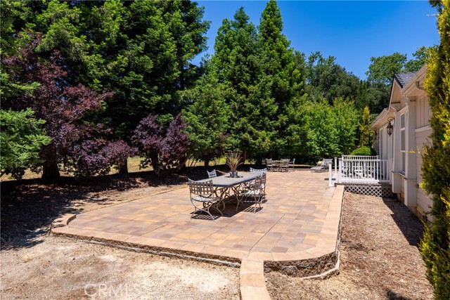 5405 Vineyard Drive, Paso Robles CA: https://media.crmls.org/medias/a2a646a3-e6e1-4c8c-b98f-0d82756f5689.jpg