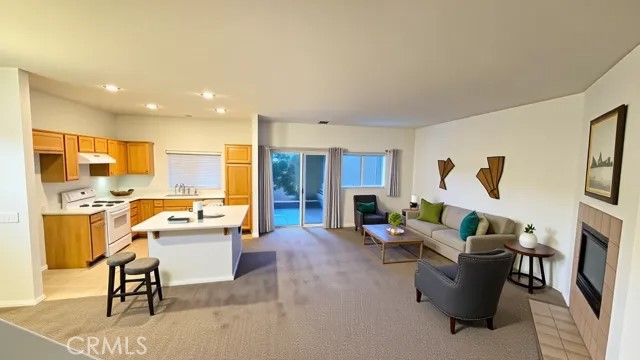 Detail Gallery Image 3 of 13 For 24854 Noelle, Newhall,  CA 91321 - 4 Beds | 3 Baths