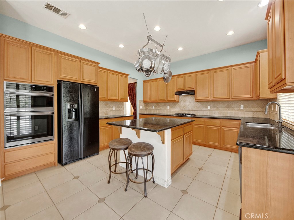 MLS #SR25268916 image #8