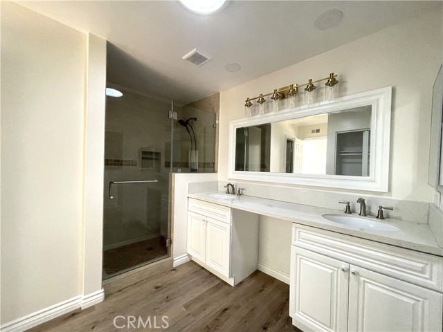 Detail Gallery Image 11 of 15 For 30 Woodland Dr, Irvine,  CA 92604 - 3 Beds | 2/1 Baths