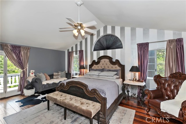 26746 Oakmont Drive, Lake Arrowhead CA: https://media.crmls.org/medias/a2abdff4-223b-4d6f-a061-22ecb5e065bc.jpg