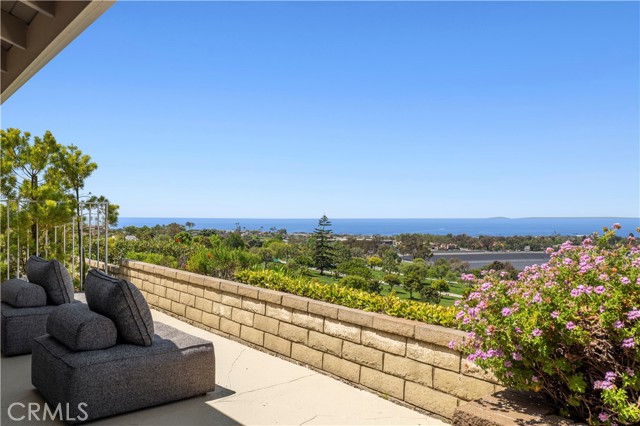 Detail Gallery Image 1 of 34 For 31 Carmel Bay Dr, Corona Del Mar,  CA 92625 - 4 Beds | 2/1 Baths