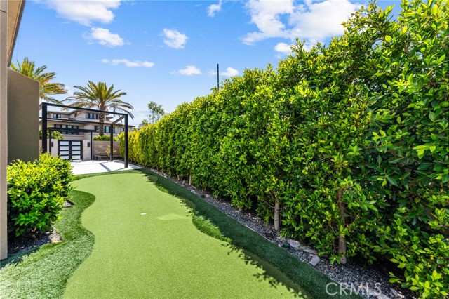 61 Hartman, Irvine CA: https://media.crmls.org/medias/a2ace041-838a-497d-bb50-a9d0cb36dee9.jpg