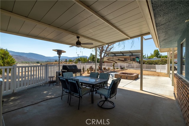 44718 Palm Avenue, Hemet CA: https://media.crmls.org/medias/a2ad7ce5-45cd-417c-949e-8c99cc779663.jpg
