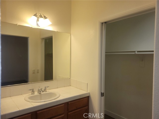 Detail Gallery Image 13 of 26 For 16751 Silica Dr, Victorville,  CA 92395 - 3 Beds | 2 Baths